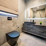 Διαμέρισμα Stunning View Penthouse Near Xemxija Promenade Σεντ Πόλς Μπέι