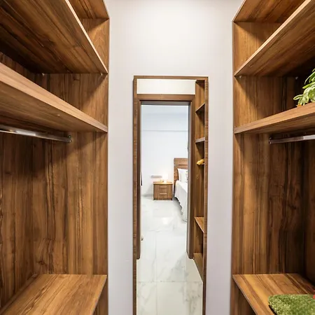 The View Penthouse By Zzzing Apartment *